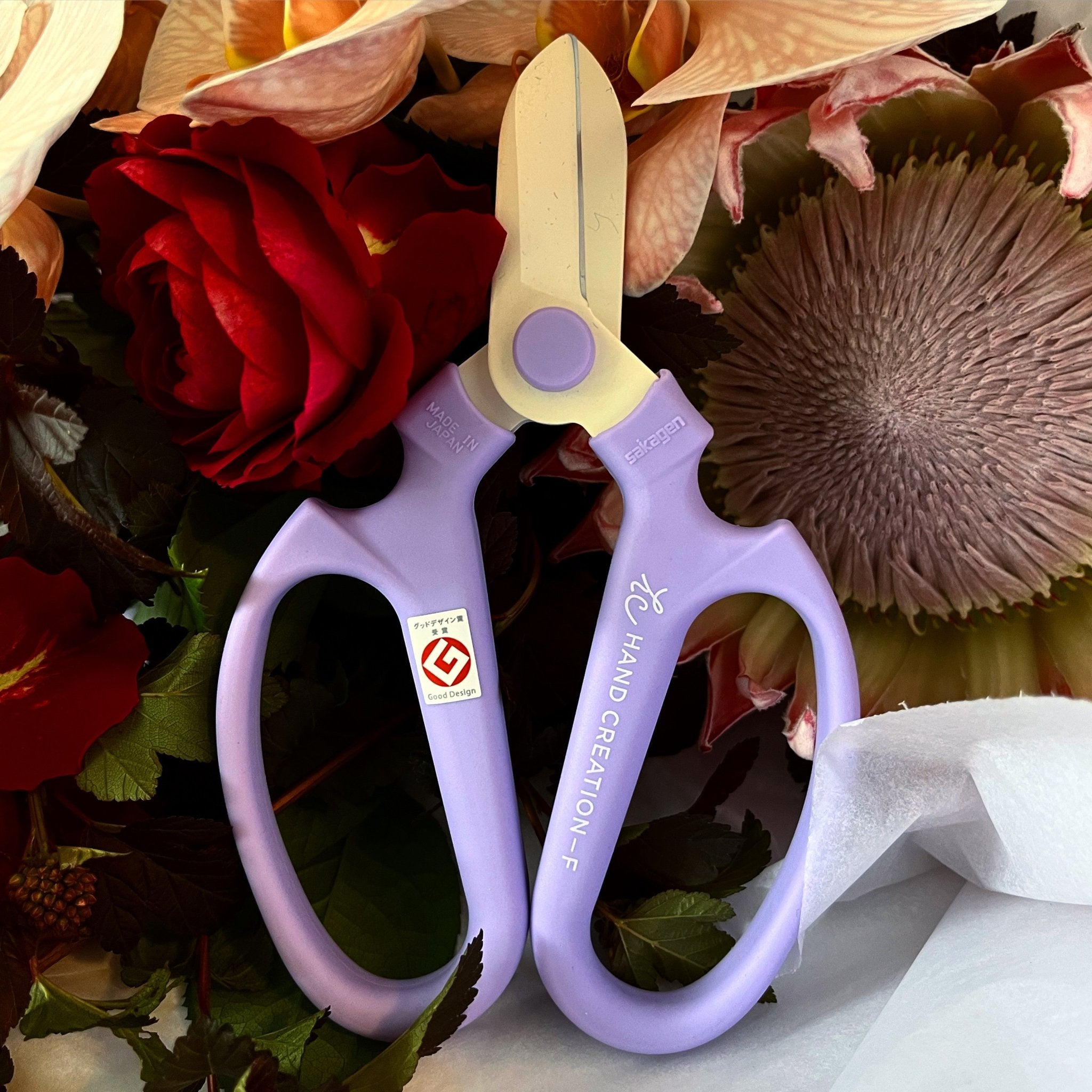 White Sakagen The Florist Scissors, Right-Hand